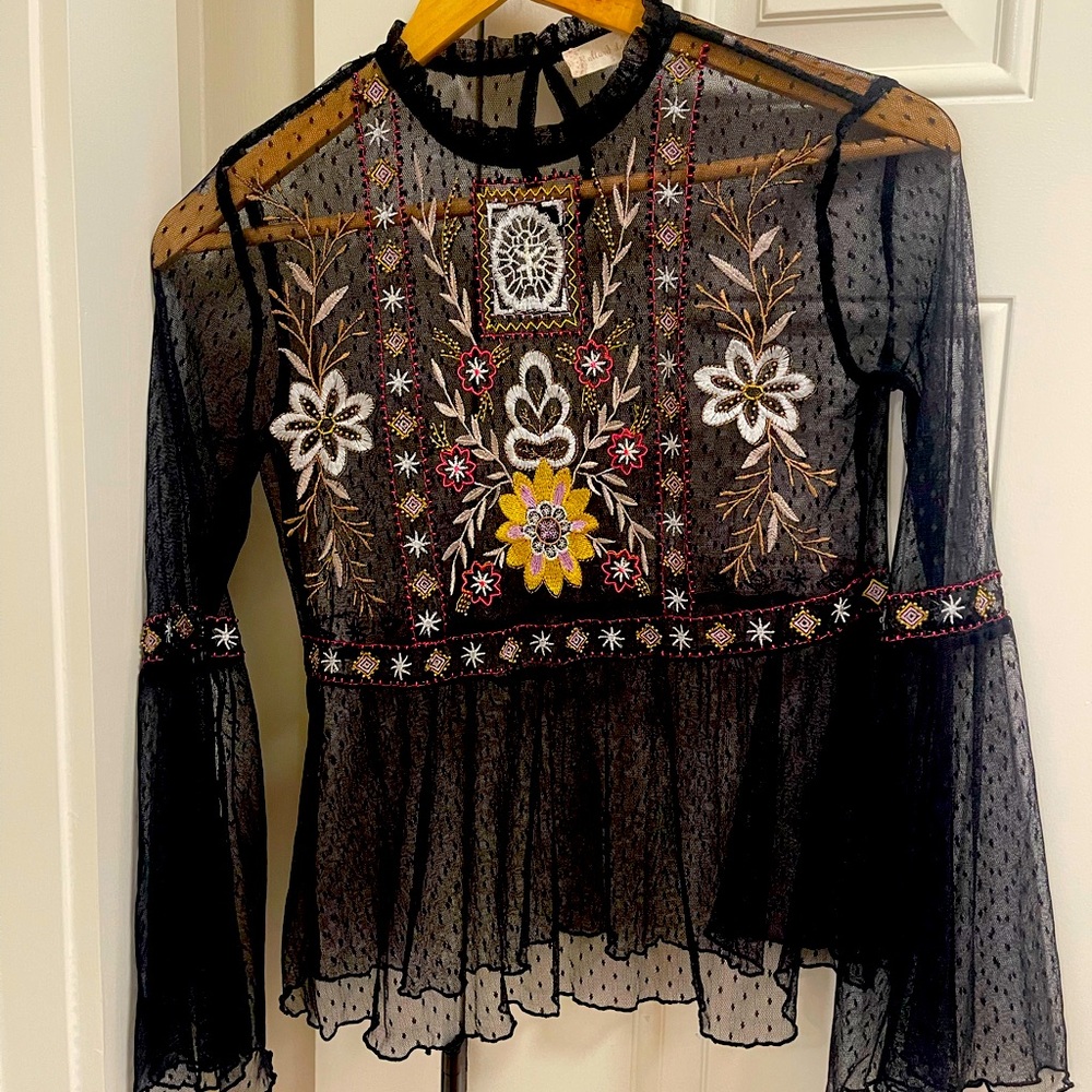 Alter’d State Floral Sheer Lace Top size S